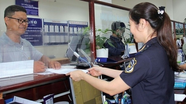 Miễn thuế máy móc nhập khẩu tạo tài sản cố định