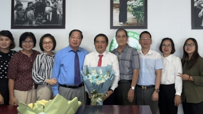 pho tong bien tap do ngoc thi duoc giao phu trach tap chi huu co viet nam