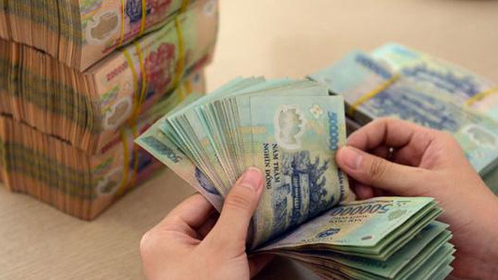 Giảm lãi vay do bão lũ, ngân hàng xoay xở để giữ lợi nhuận Ngân hàng nhà nước “để ngỏ” câu chuyện lãi suất, giá vàng nhẫn lại lập đỉnh mới