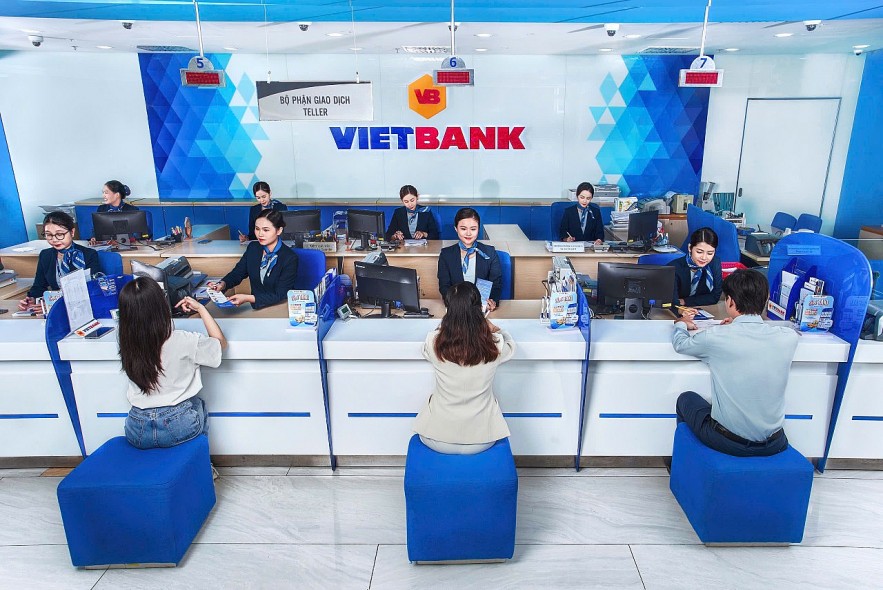 Vietbank triển khai tăng vốn điều lệ lên 7.139 tỷ đồng, “hé lộ” cổ đông các cổ đông sở hữu từ 1% Vietbank triển khai tăng vốn điều lệ lên 7.139 tỷ đồng, “hé lộ” các cổ đông sở hữu từ 1%