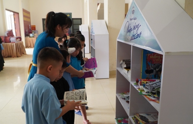 Bài 1: Con người là nguồn lực cho sự phát triển bền vững