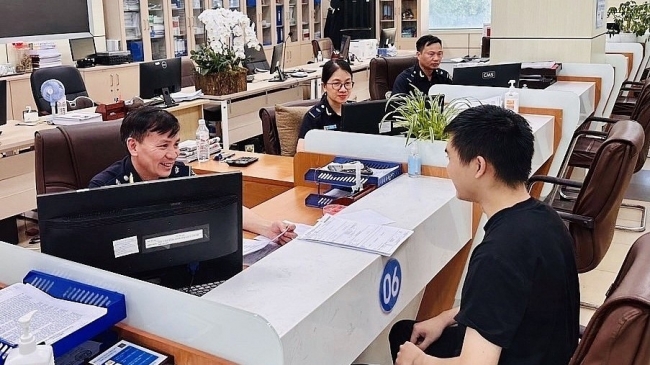 Bài 1: Coi doanh nghiệp là đối tác, lấy sự hài lòng là tiêu chí đánh giá