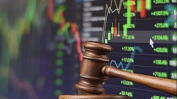 Bà Nguyễn Thương Huyền bị phạt tiền và áp dụng biện pháp khắc phục hậu quả vì “mua chui”