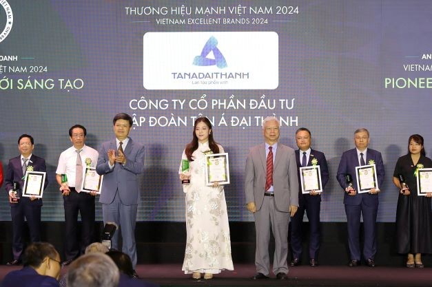 Tân Á Đại Thành được vinh danh Top 10 Thương hiệu mạnh - Tiên phong đổi mới sáng tạo 2024 Tân Á Đại Thành được vinh danh Top 10 Thương hiệu mạnh - Tiên phong đổi mới sáng tạo 2024