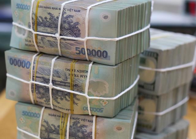 Ngân hàng Nhà nước đẩy mạnh cường độ hút ròng, giá vàng lại tăng “nóng”, thiết lập kỷ lục mới Ngân hàng Nhà nước đẩy mạnh cường độ hút ròng, giá vàng lại tăng “nóng”, thiết lập kỷ lục mới