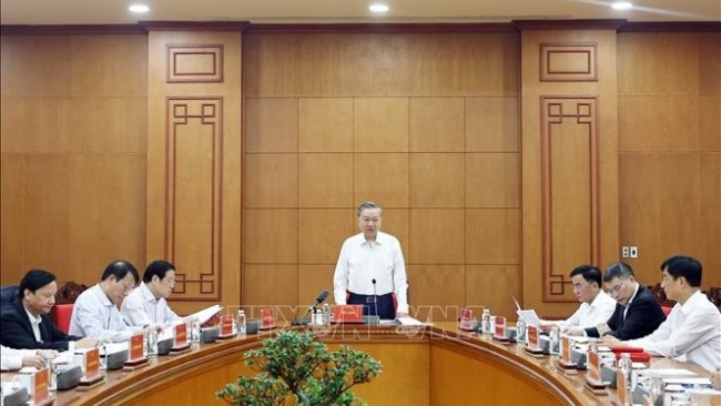 phai coi phong chong lang phi la nhiem vu ngang hang voi phong chong tham nhung