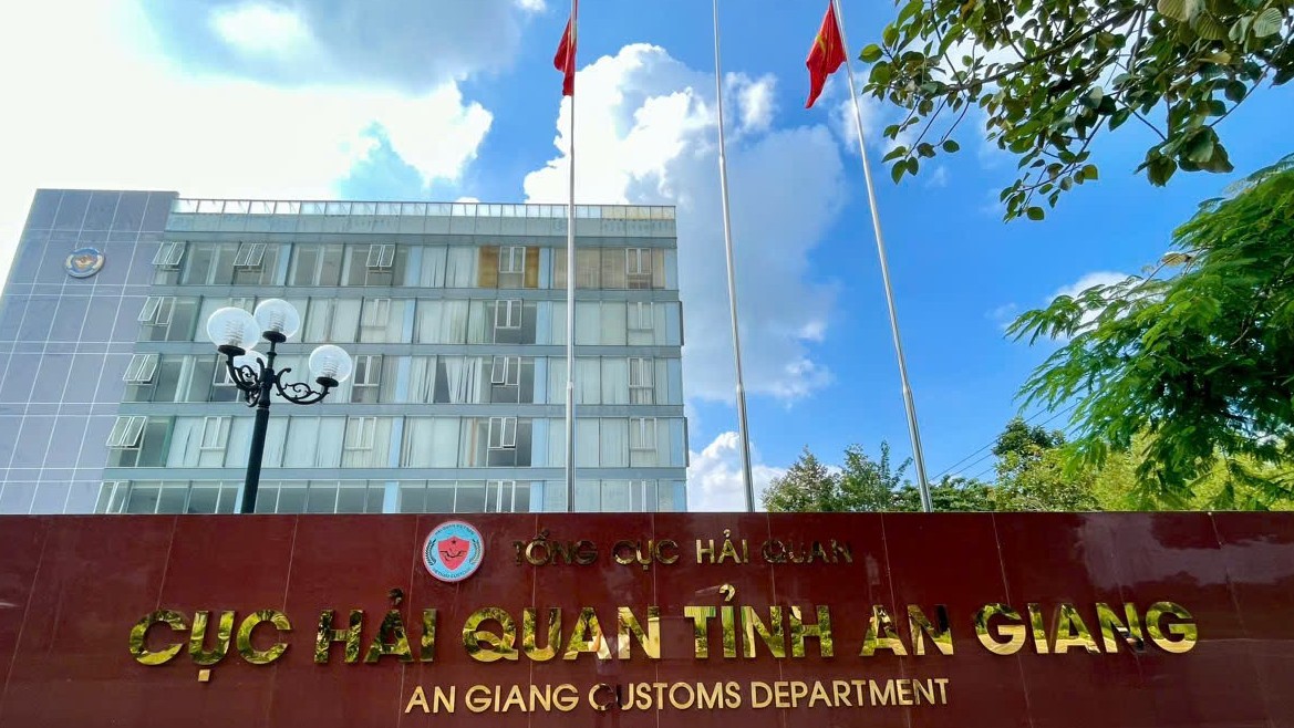 Kim ngạch xuất nhập khẩu qua cửa khẩu An Giang đạt 150,5 triệu USD trong tháng 10/2024