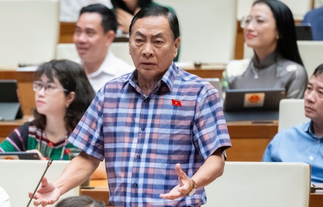 Vì sao ngân hàng chỉ bán vàng mà không mua lại?