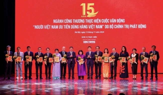 “Người Việt Nam ưu tiên dùng hàng Việt Nam” tạo chỗ đứng vững chắc cho hàng Việt trên sân nhà