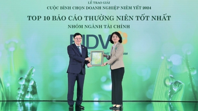 BIDV nhận giải thưởng “Top 10 Báo cáo thường niên tốt nhất - Nhóm ngành tài chính”