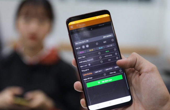 Chứng khoán ngày 17/1: Cổ phiếu công nghệ gây chú ý, VN-Index tiếp tục tăng điểm