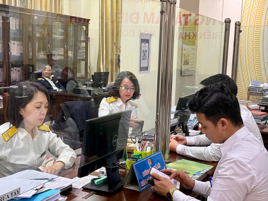 Tuyên Quang: Thu nội địa 11 tháng đạt hơn 109% dự toán Tuyên Quang: Thu nội địa 11 tháng đạt hơn 109% dự toán