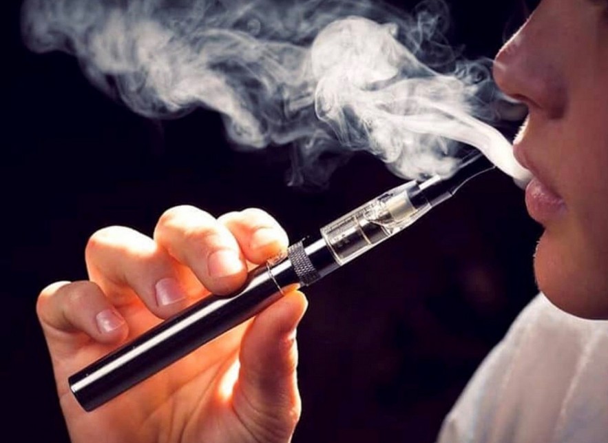 Đề xuất phạt đến 2 triệu đồng khi chứa chấp, sử dụng thuốc lá điện tử, nung nóng