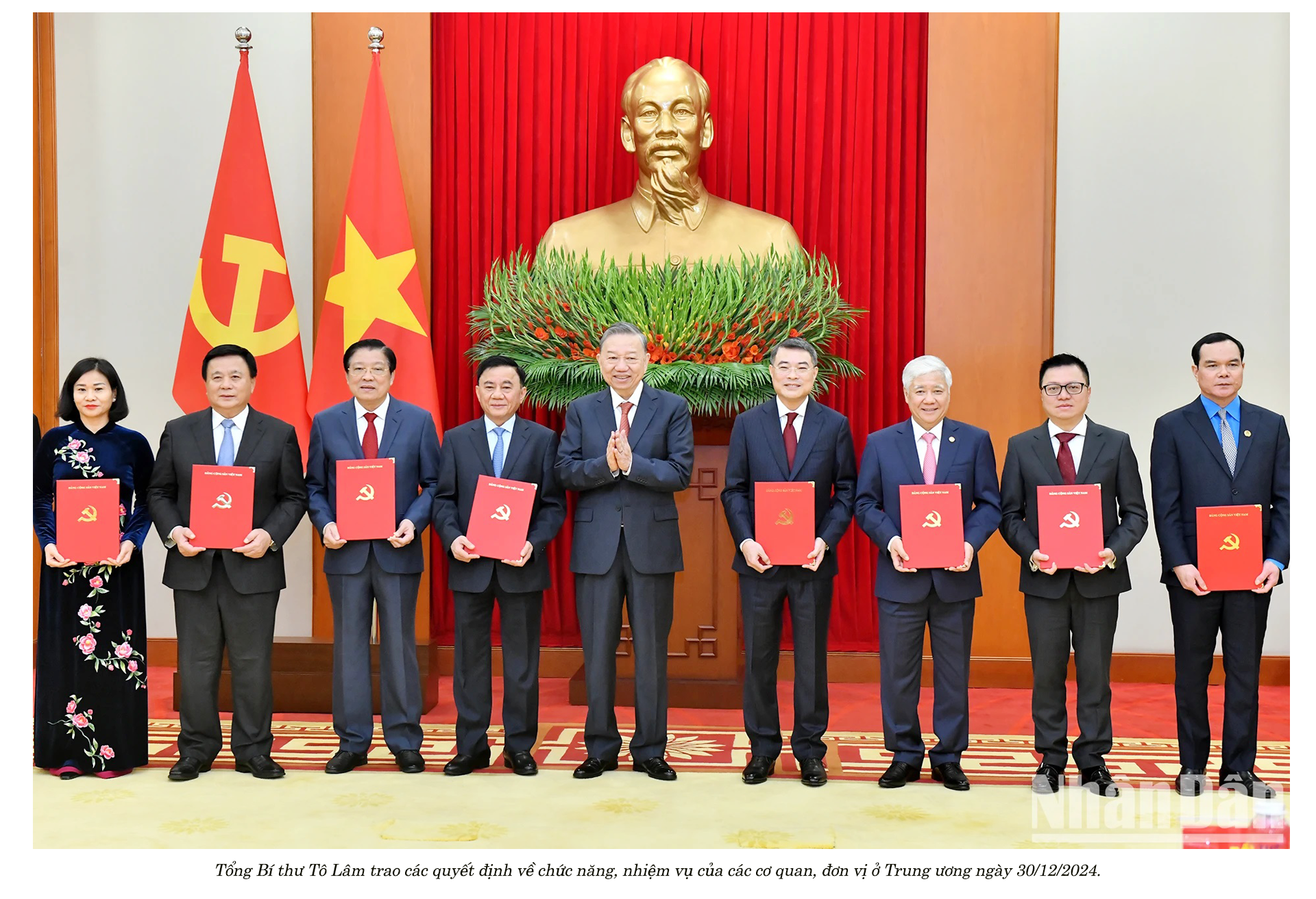 Rạng rỡ bình minh tân kỷ nguyên