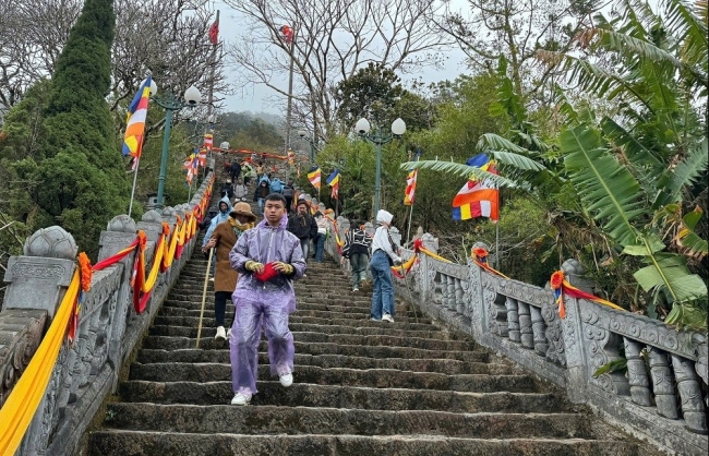 Quảng Ninh đặt mục tiêu tăng trưởng GRDP trên 9% trong quý I/2025