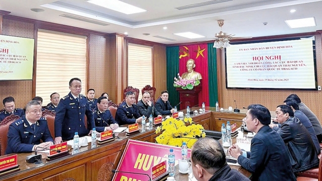 phat trien quan he doi tac hai quan doanh nghiep