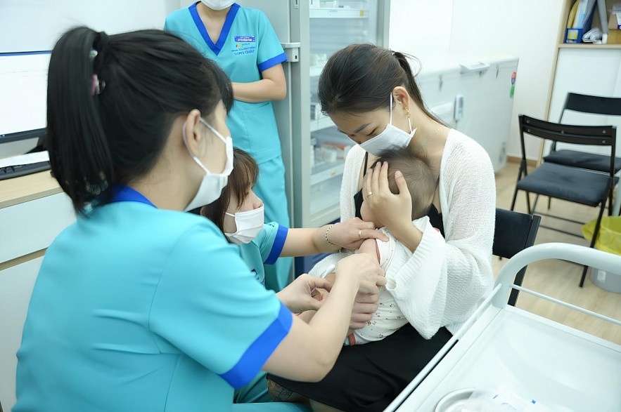 Chủ động tiêm vaccine: Phòng bệnh hơn chữa bệnh Chủ động tiêm vaccine: Phòng bệnh hơn chữa bệnh