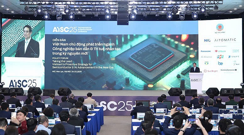 Phát triển trí tuệ nhân tạo và bán dẫn: Thể chế sẽ là Phát triển trí tuệ nhân tạo và bán dẫn: Thể chế sẽ là