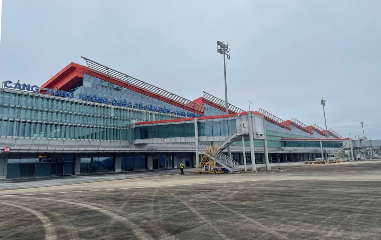 Quảng Ninh "mời gọi" nhà đầu tư xây dựng khu công nghiệp tại Vân Đồn Quảng Ninh "mời gọi" nhà đầu tư xây dựng khu công nghiệp tại Vân Đồn