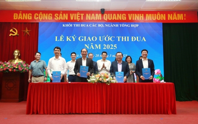 Các bộ, ngành đẩy mạnh phong trào thi đua gắn với nhiệm vụ chính trị năm 2025