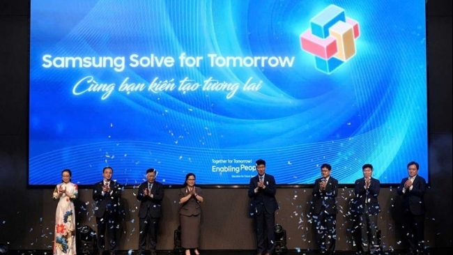 Samsung Việt Nam khởi động cuộc thi Solve for Tomorrow 2025
