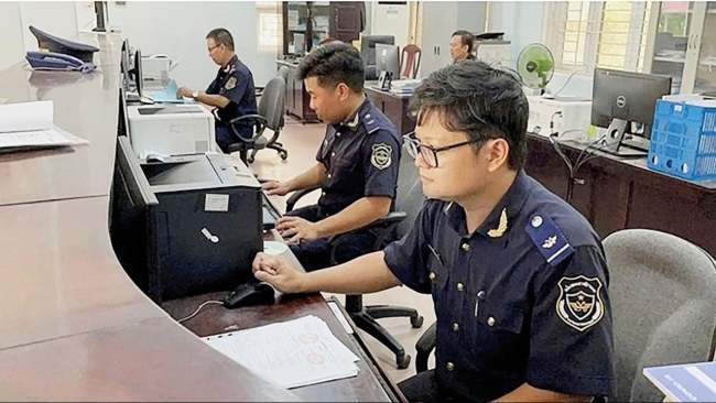 Tinh gọn bộ máy, hải quan vẫn đảm bảo thu ngân sách tăng