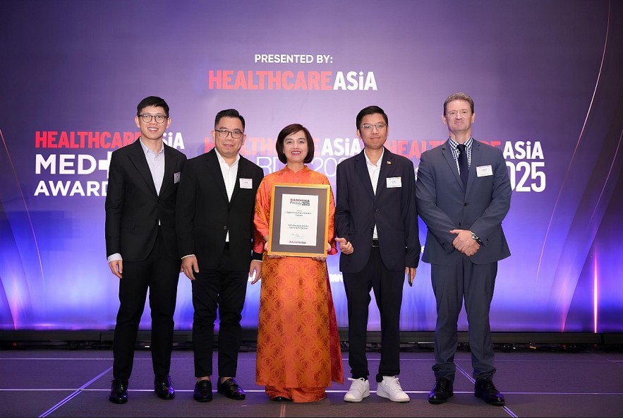 FPT Long Châu thắng giải đổi mới sáng tạo tại Healthcare Asia Pharma Awards 2025 FPT Long Châu thắng giải đổi mới sáng tạo tại Healthcare Asia Pharma Awards 2025