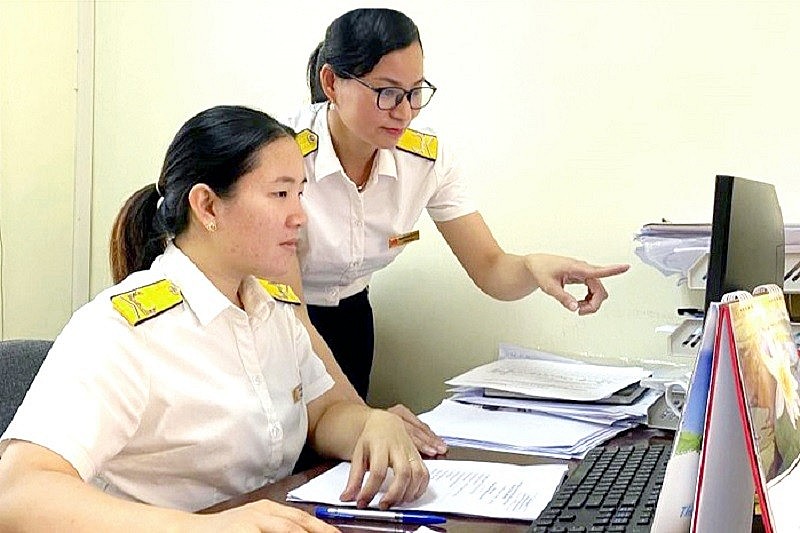 Doanh nghiệp, hộ, cá nhân kinh doanh khẩn trương hoàn thành các nghĩa vụ kê khai, nộp thuế