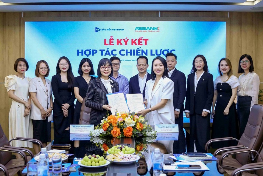 VBI - ABBank tăng cường hợp tác bảo vệ tài chính và sức khoẻ người Việt VBI - ABBank tăng cường hợp tác bảo vệ tài chính và sức khoẻ người Việt