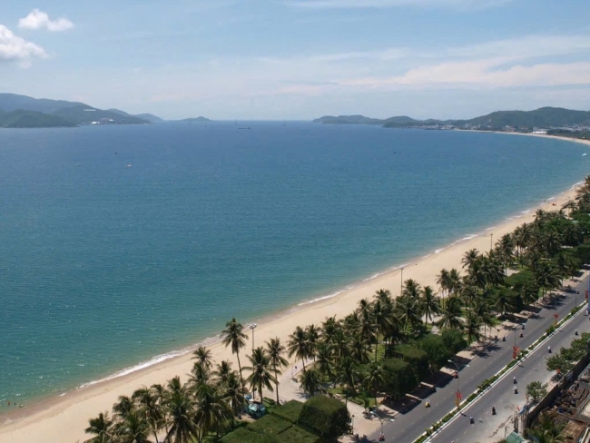 Khánh Hoà đẩy nhanh "Làn Xanh" rút ngắn 50% thời gian xử lý hồ sơ đầu tư