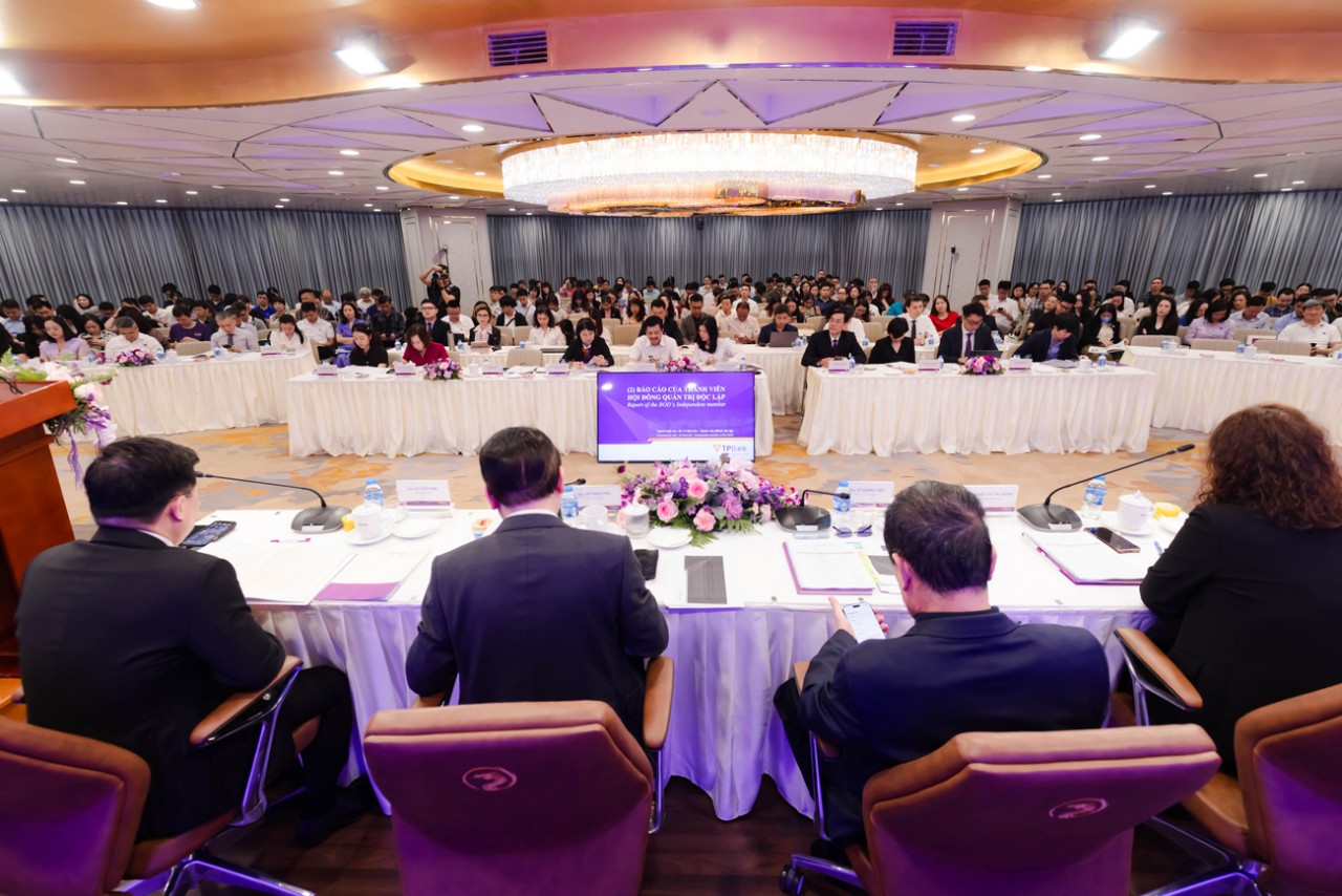 TPBank – Uy tín vững chắc như “vàng ròng” giữa biến động thị trường TPBank – Uy tín vững chắc như “vàng ròng” giữa biến động thị trường