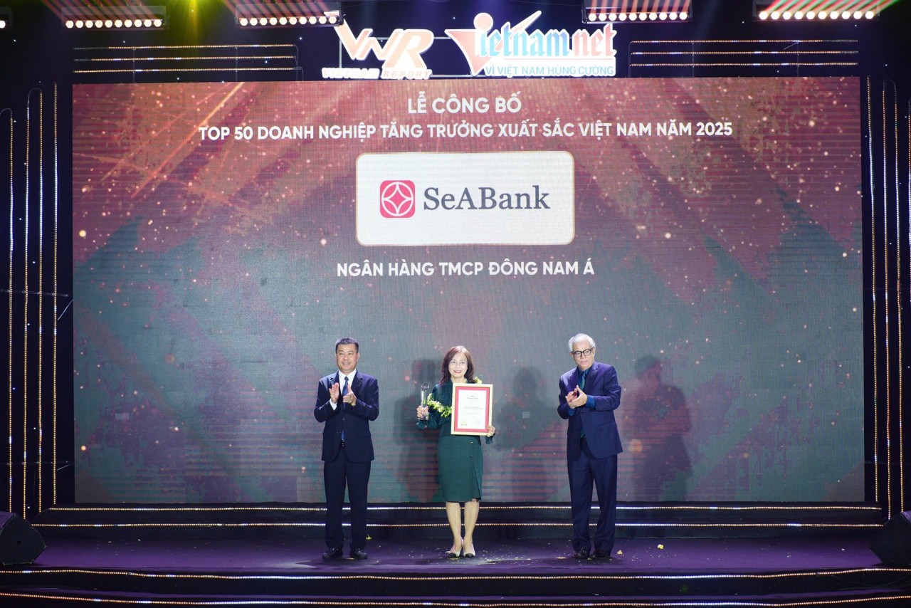 SeABank tăng 173 bậc trong bảng xếp hạng FAST500