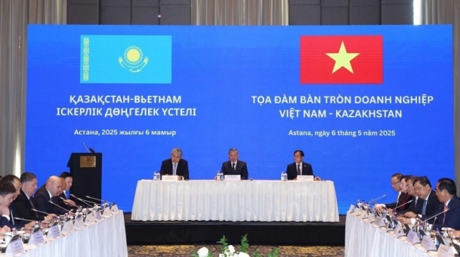 Tọa đàm bàn tròn doanh nghiệp Việt Nam - Kazakhstan