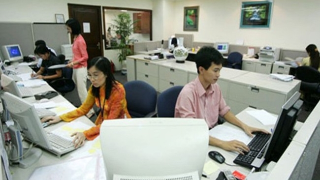 Thẩm quyền quyết định việc mua sắm hàng hóa, dịch vụ dưới 200 triệu đồng