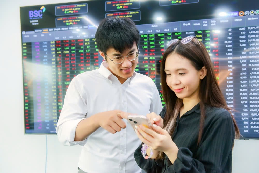 Chứng khoán ngày 3/10: Sắc đỏ chiếm ưu thế VN-Index tiếp tục giảm điểm Chứng khoán ngày 3/10: Sắc đỏ chiếm ưu thế VN-Index tiếp tục giảm điểm