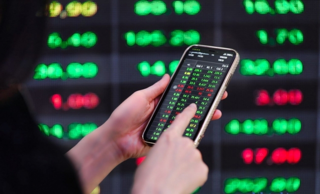 Chứng khoán ngày 22/9: Áp lực bán gia tăng, VN-Index giảm điểm phiên đầu tuần