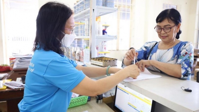 Cách tính lương hưu và trợ cấp một lần khi nghỉ hưu