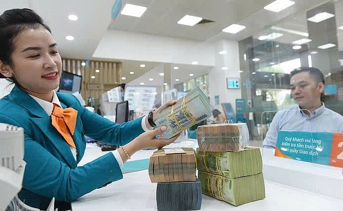 Thử thách giữ mặt bằng lãi suất huy động thấp trong bối cảnh áp lực gia tăng Thử thách giữ mặt bằng lãi suất huy động thấp trong bối cảnh áp lực gia tăng