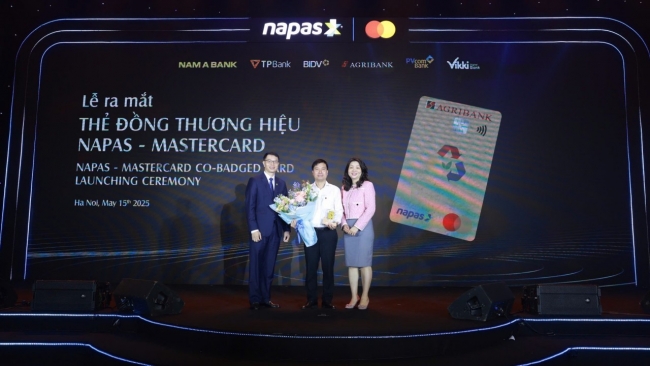Thẻ đồng thương hiệu Agribank Napas - Mastercard: Tăng trải nghiệm thanh toán một chạm, kết nối toàn cầu