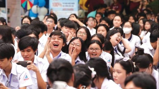 Chính sách miễn học phí thể hiện tính nhân văn, ưu việt của chế độ