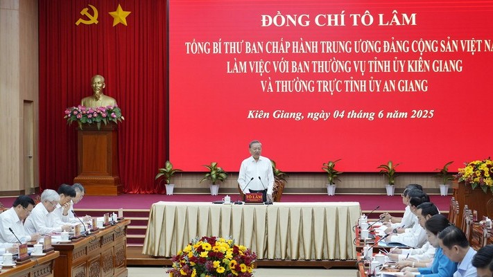 Tổng Bí thư Tô Lâm: Hợp nhất An Giang và Kiên Giang mở ra cơ hội tái cấu trúc hệ thống hạ tầng vùng