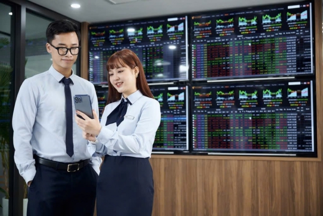 chung khoan ngay 259 dong tien luan chuyen vn index tiep tuc di len