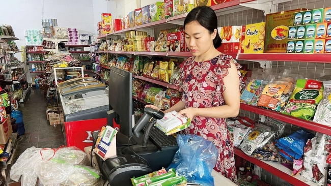 Treo biển “chỉ nhận tiền mặt” để “né thuế” là cách hiểu sai về nghĩa vụ thuế