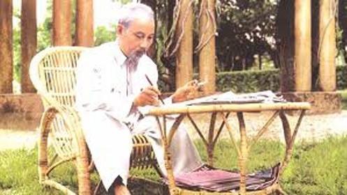 nha bao ho chi minh nguoi khoi nguon cho dong bao chi cach mang