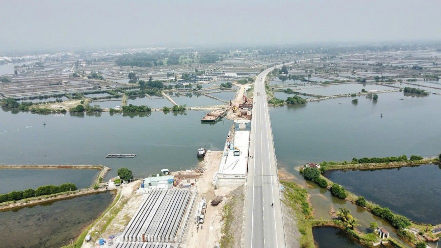 Tháo gỡ vướng mắc, tăng tốc giải ngân vốn đầu tư công khu vực miền Trung