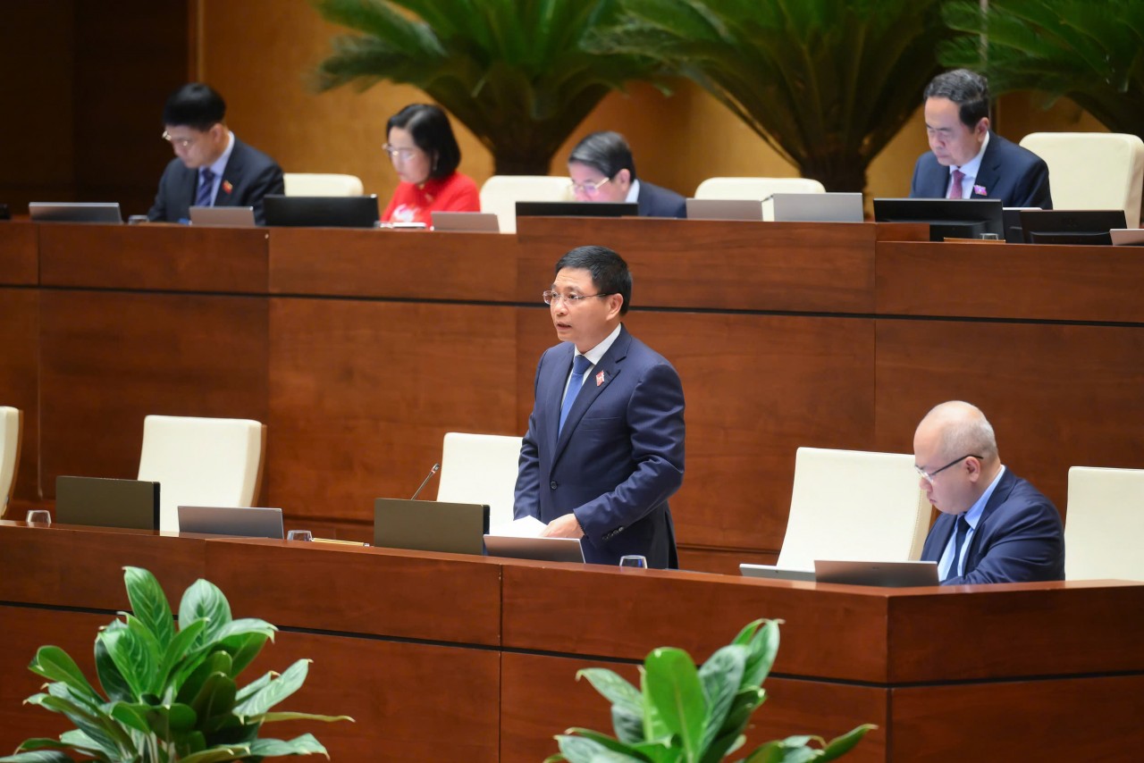 Bộ trưởng Bộ Tài chính Nguyễn Văn Thắng: Hỗ trợ doanh nghiệp phát triển bằng cả thể chế và nguồn lực Bộ trưởng Bộ Tài chính Nguyễn Văn Thắng: Hỗ trợ doanh nghiệp phát triển bằng cả thể chế và nguồn lực