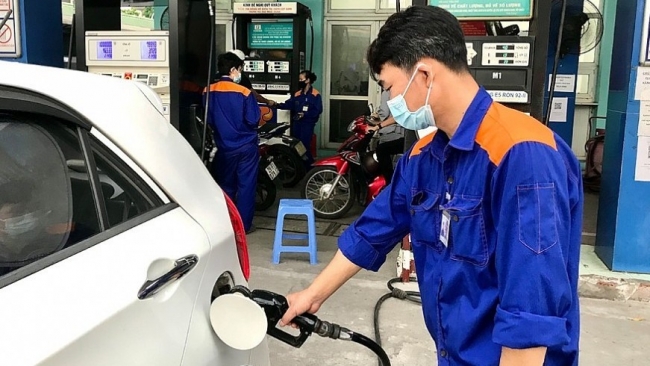 Cần lên các kịch bản trước biến động của giá dầu thế giới