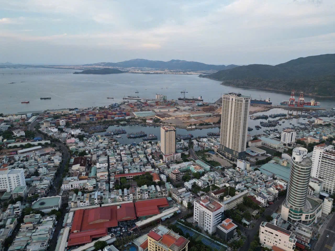 Gia Lai đẩy mạnh số hóa, cải cách hành chính để kinh tế phát triển bứt phá Gia Lai đẩy mạnh số hóa, cải cách hành chính để kinh tế phát triển bứt phá