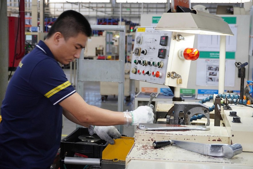 6 tháng đầu năm, miễn, giảm trên 96 nghìn tỷ đồng tiền thuế cho doanh nghiệp và người dân 6 tháng đầu năm, miễn, giảm trên 96 nghìn tỷ đồng tiền thuế cho doanh nghiệp và người dân