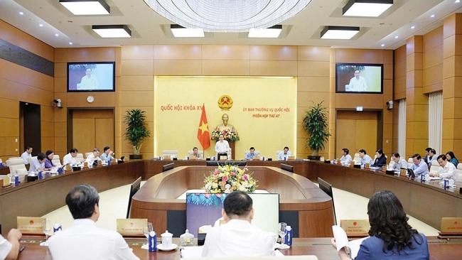 tiep tuc cat giam hang nghin ty dong chi phi quan ly bao hiem